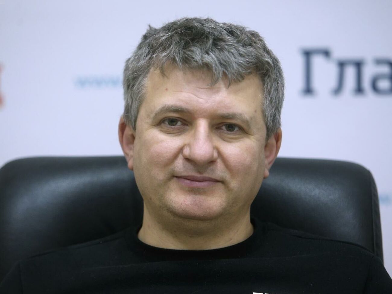 Юрий Романенко: ОП начал бить по Кличко, который в общем-то и не хотел воевать