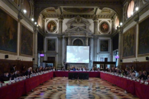 Венецианская комиссия подготовит заключение по законопроекту об олигархах во время 129-й пленарной сессии