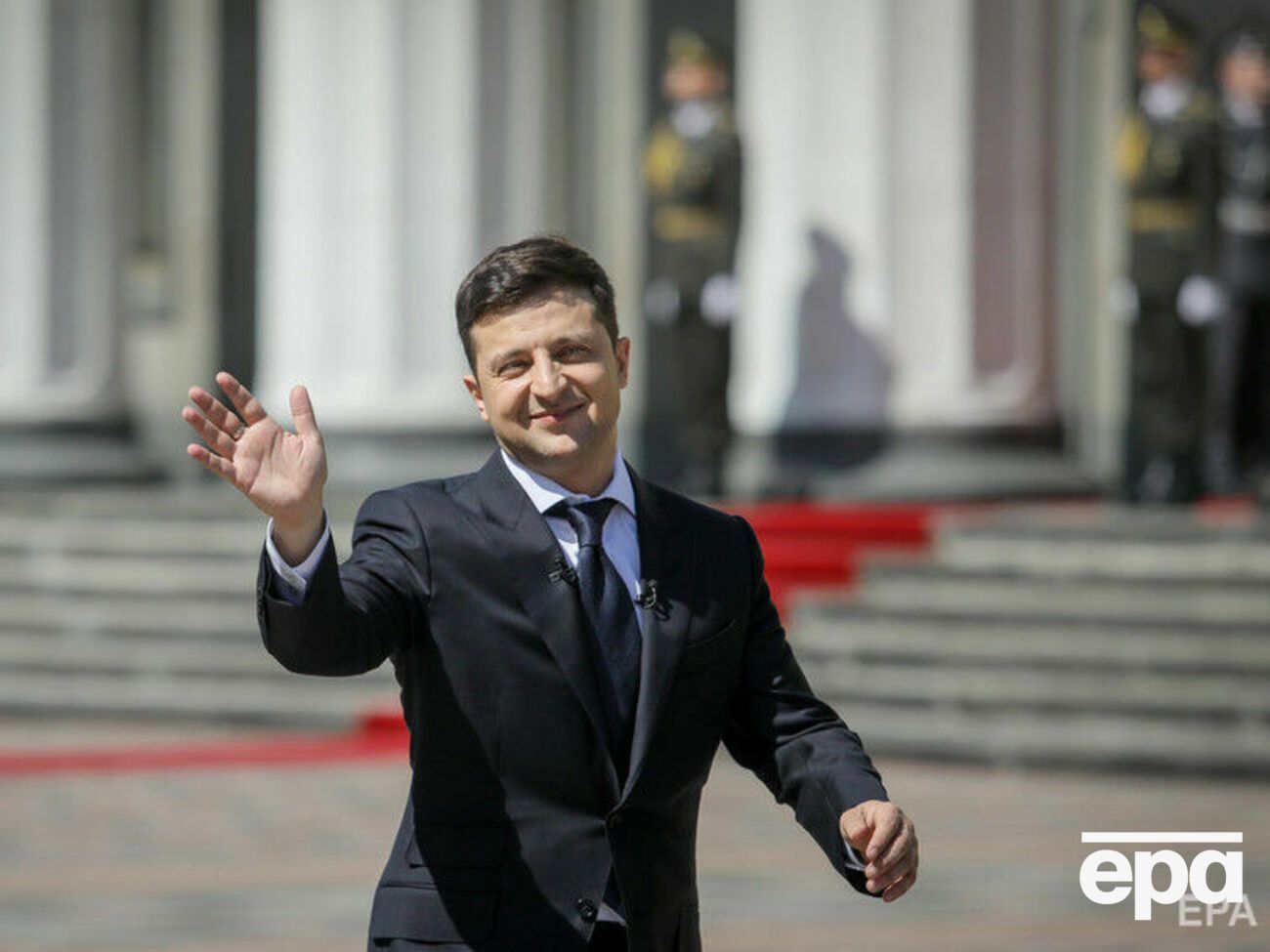 Зеленського підтримав би, згідно з опитуванням, кожен третій українець