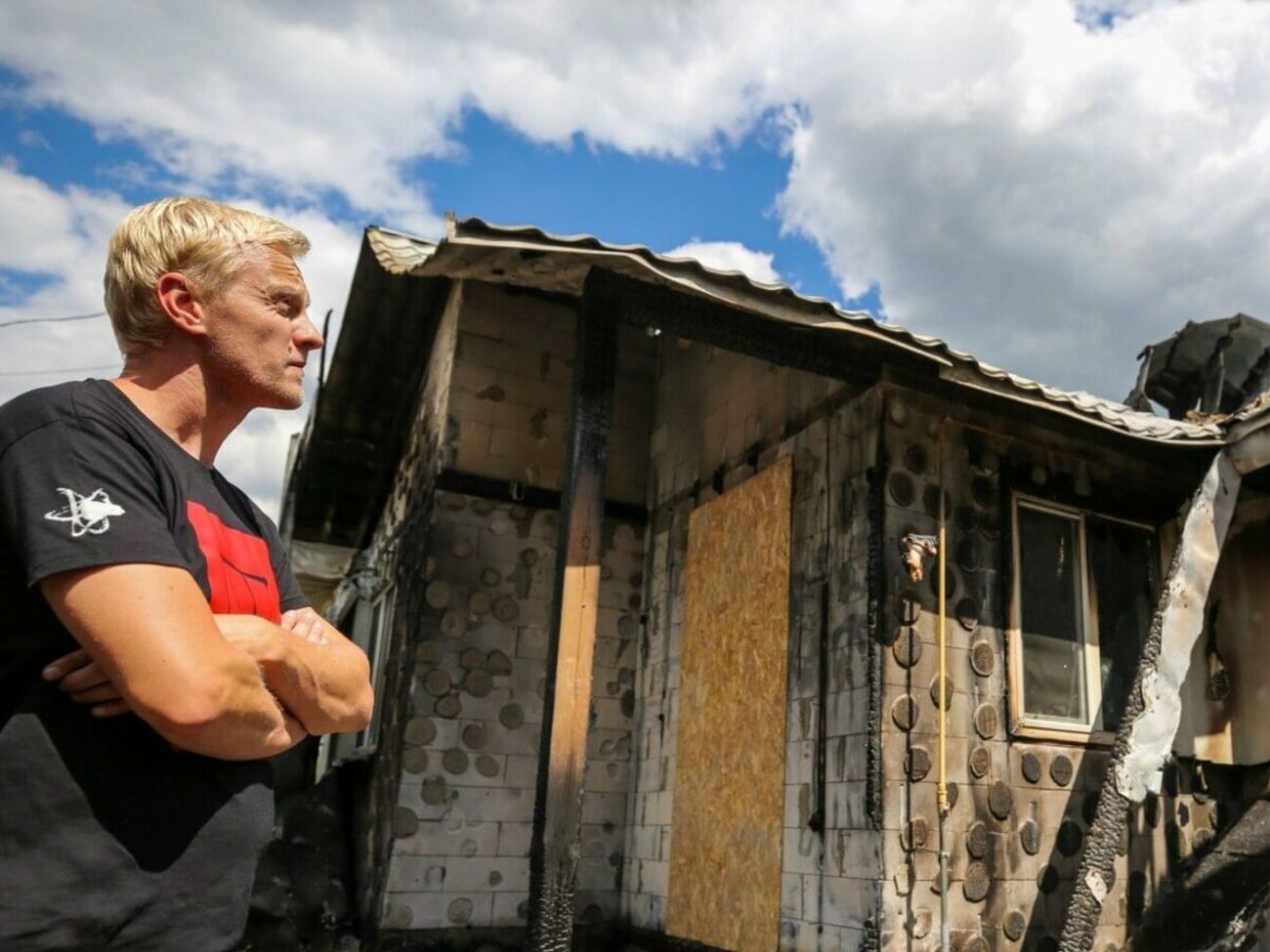 Шабунин: Преступник был у моего дома за несколько дней до поджога и, собственно, в ночь поджога