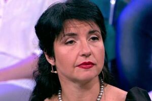 Яніна Соколовська: За мізерних шансів бути обраним на посаду міського голови перенесення виборів дає йому змогу ще пів року посидіти у кріслі мера