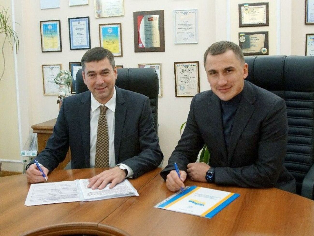 НАУ заключил с ООО "Финансирование инфраструктурных проектов" соглашение о сотрудничестве