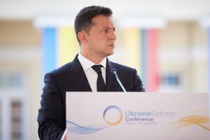 Україна зробила ще один крок до того, щоб позбутися олігархічного впливу, зазначив Зеленський