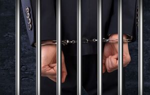 У РНБО влітку говорили, що в Україні вже не залишилося "злодіїв у законі", але Мін'юст хоче організувати для них спеціальну в'язницю