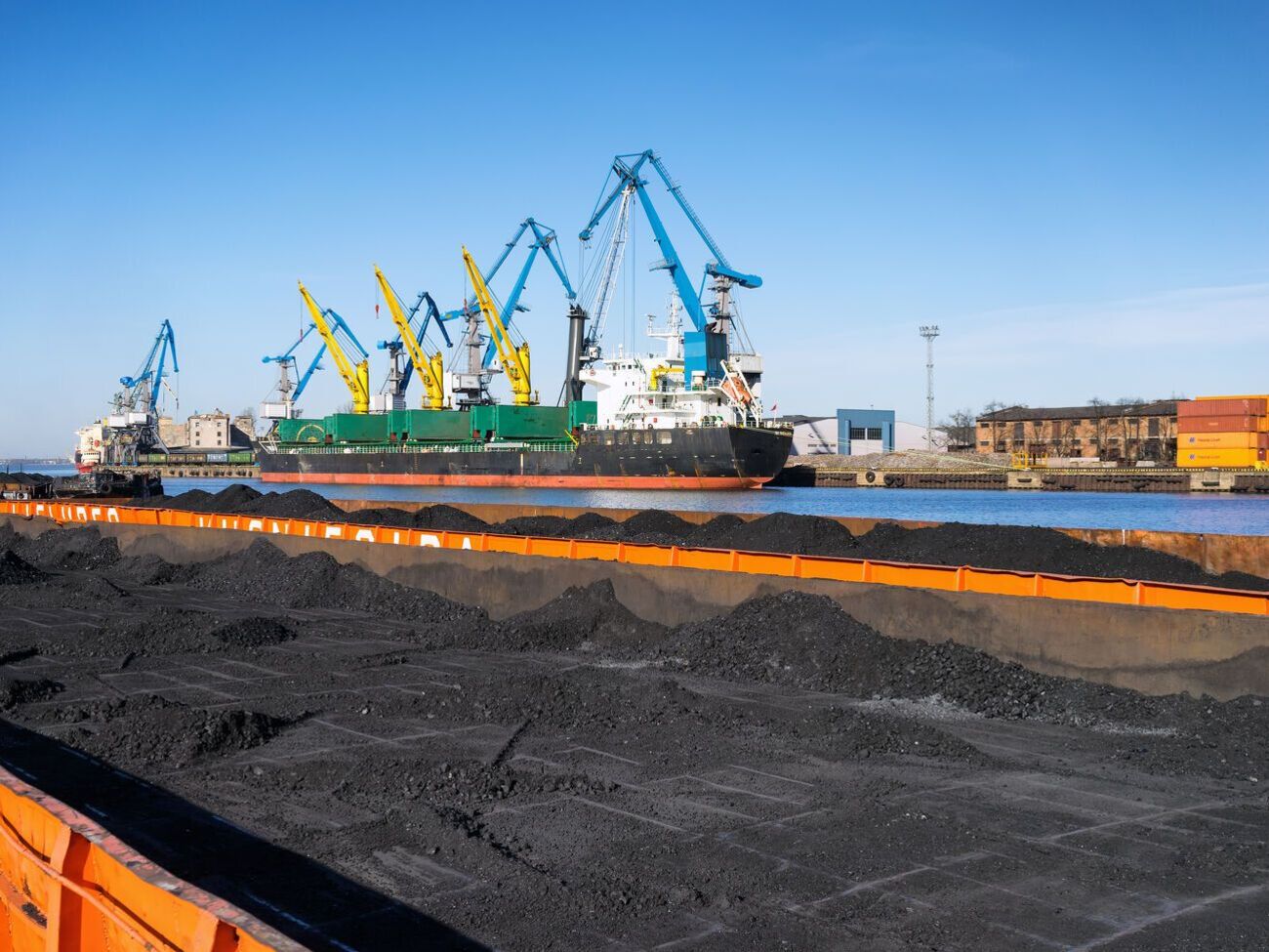 Постачання вугілля газової групи на ТЕС у вересні цього року зросли на 4,1% порівняно з аналогічним періодом минулого року