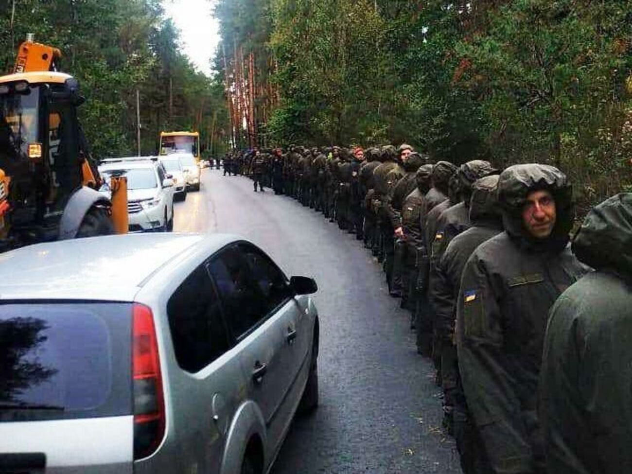 У поліції стверджують, що перевіряли 430 га лісу