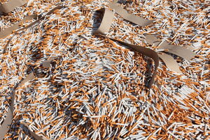 Приблизно половина покупців контрафакту усвідомлює, що вони купують підроблену, нелегальну продукцію, зазначають експерти Kantar