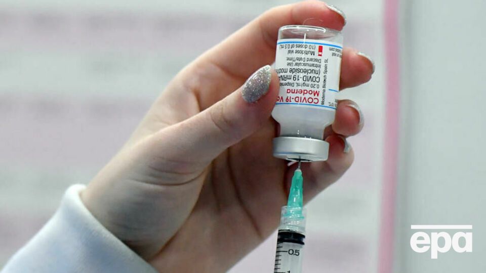 Дітей у Нідерландах вакцинують препаратами від BioNTech/Pfizer або Moderna