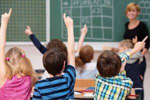 За минулу добу захворіло 402 учні та 226 учителів, розповів Кузін