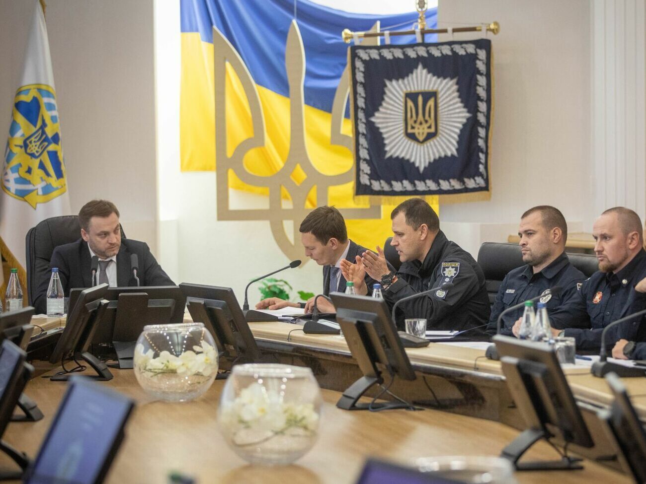 Монастырский заявил, что его цель &ndash; создать в Украине "новые условия работы" для полицейских