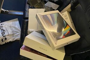 Пограничники обнаружили One Plus Nord, MacBook Pro и различные модели iPhone