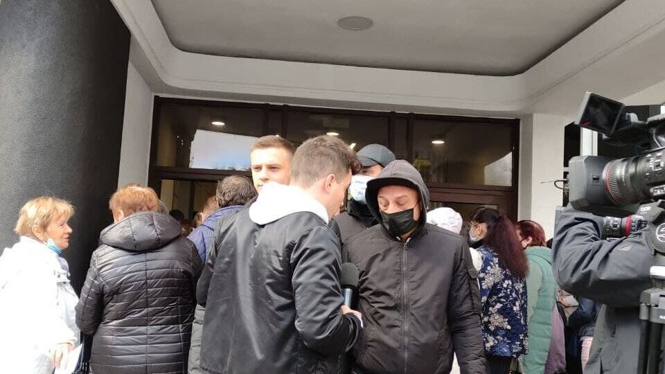 Журналисты вызвали полицию и написали заявления о препятствовании профессиональной деятельности и осуществлению избирательного права