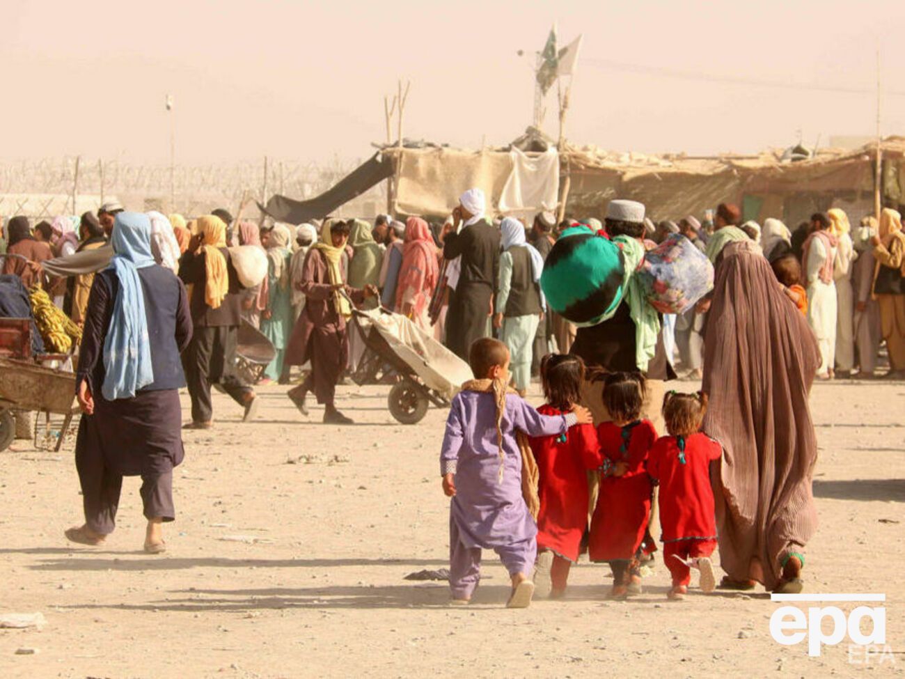 Талибы в 1996&ndash;2001 годах практиковали наказания и публичные казни на стадионах и в мечетях