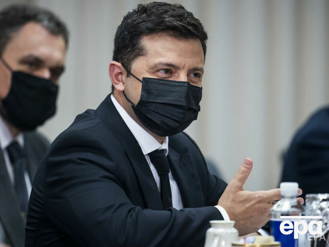 Із колегою Зеленський обговорював також ситуацію з COVID-19