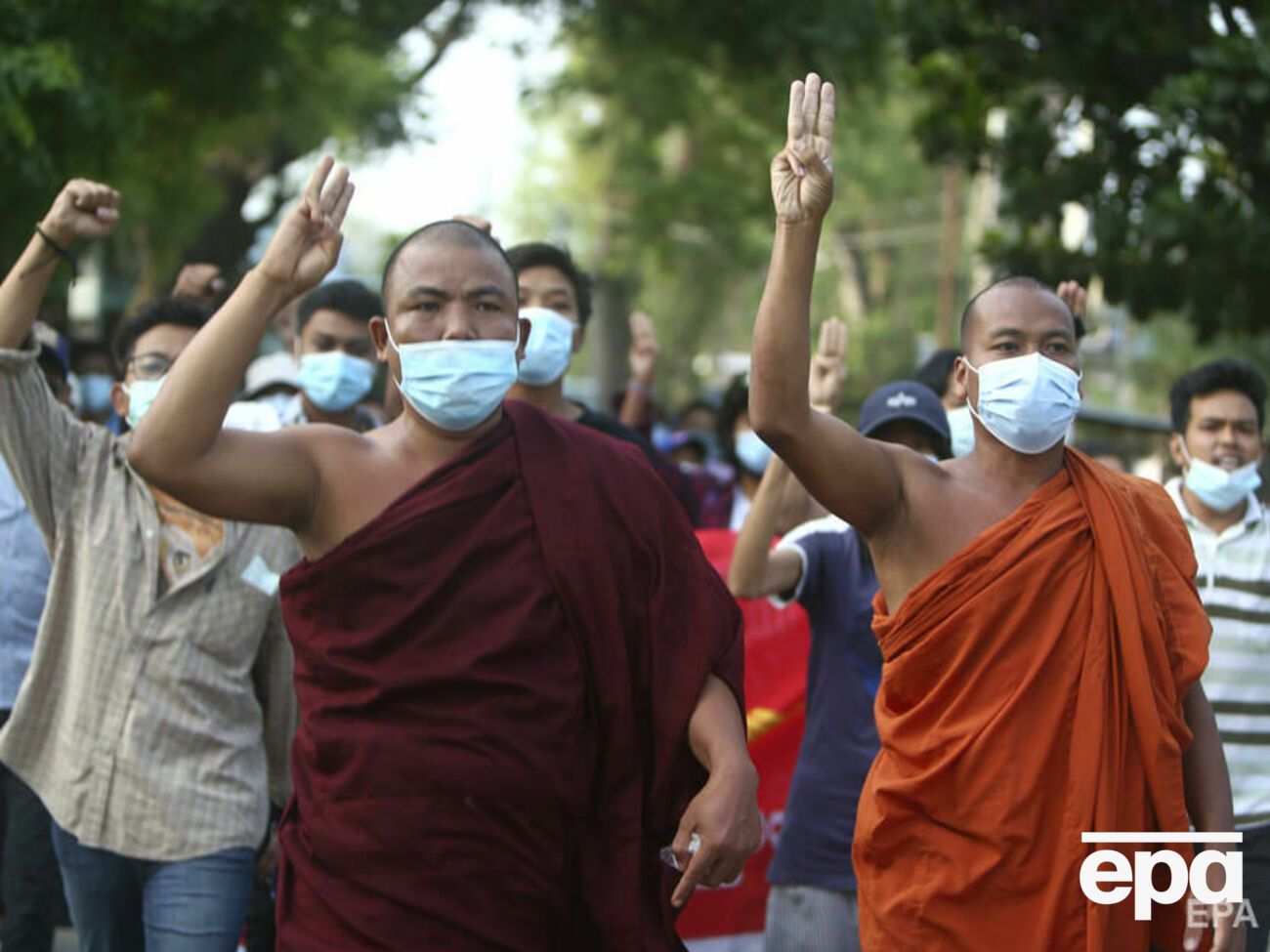 Ченці вимагали звільнити політв'язнів