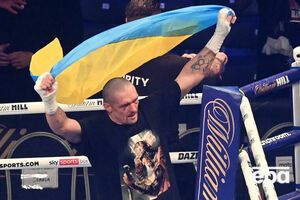 Усик выиграл по очкам