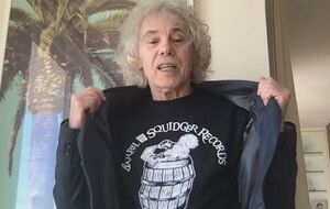 У Ланскастера были рассеянный склероз и проблемы с передвижением