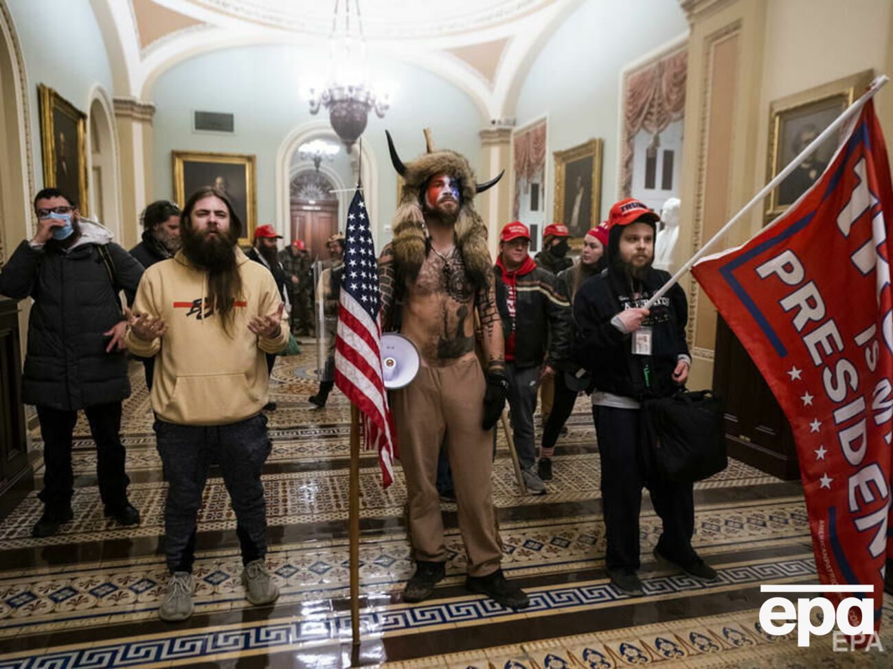 Прибічники Трампа 6 січня штурмували Капітолій