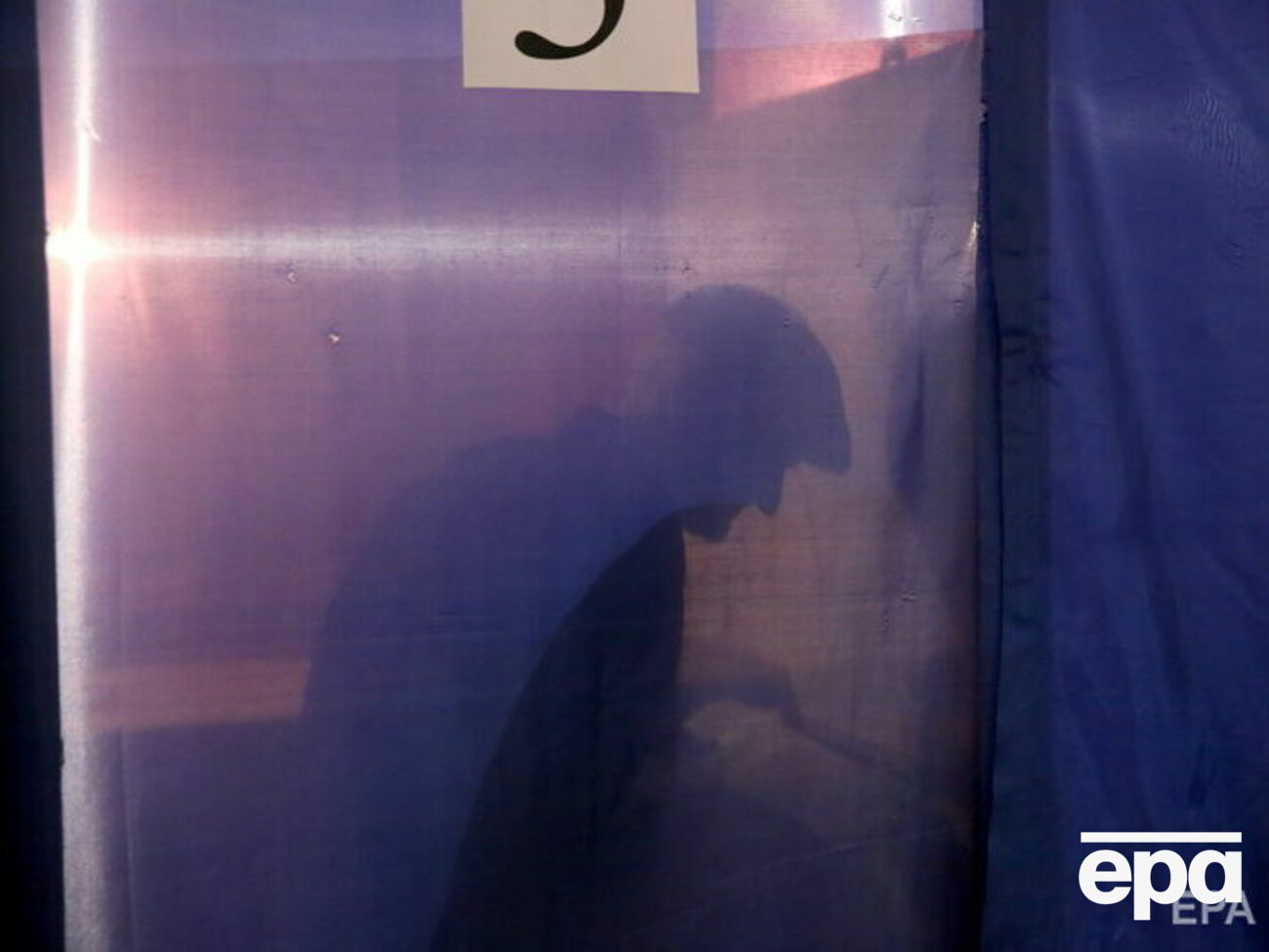 Внеочередные выборы в Украине запланированы на 31 октября