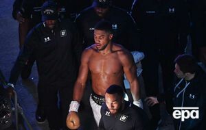 Джошуа проиграл бой за звание объединенного чемпиона мира
