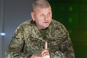 Залужный считает, что решение об Украине в НАТО должны принимать политики