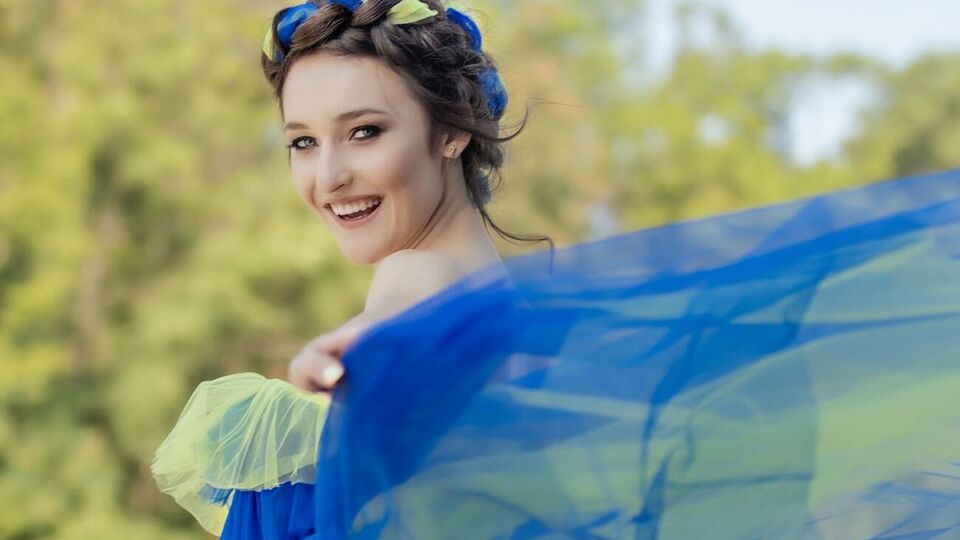 Виктория Булеева спела на казахском