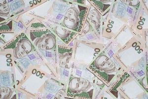 Гривна к доллару подешевела на 11 копеек