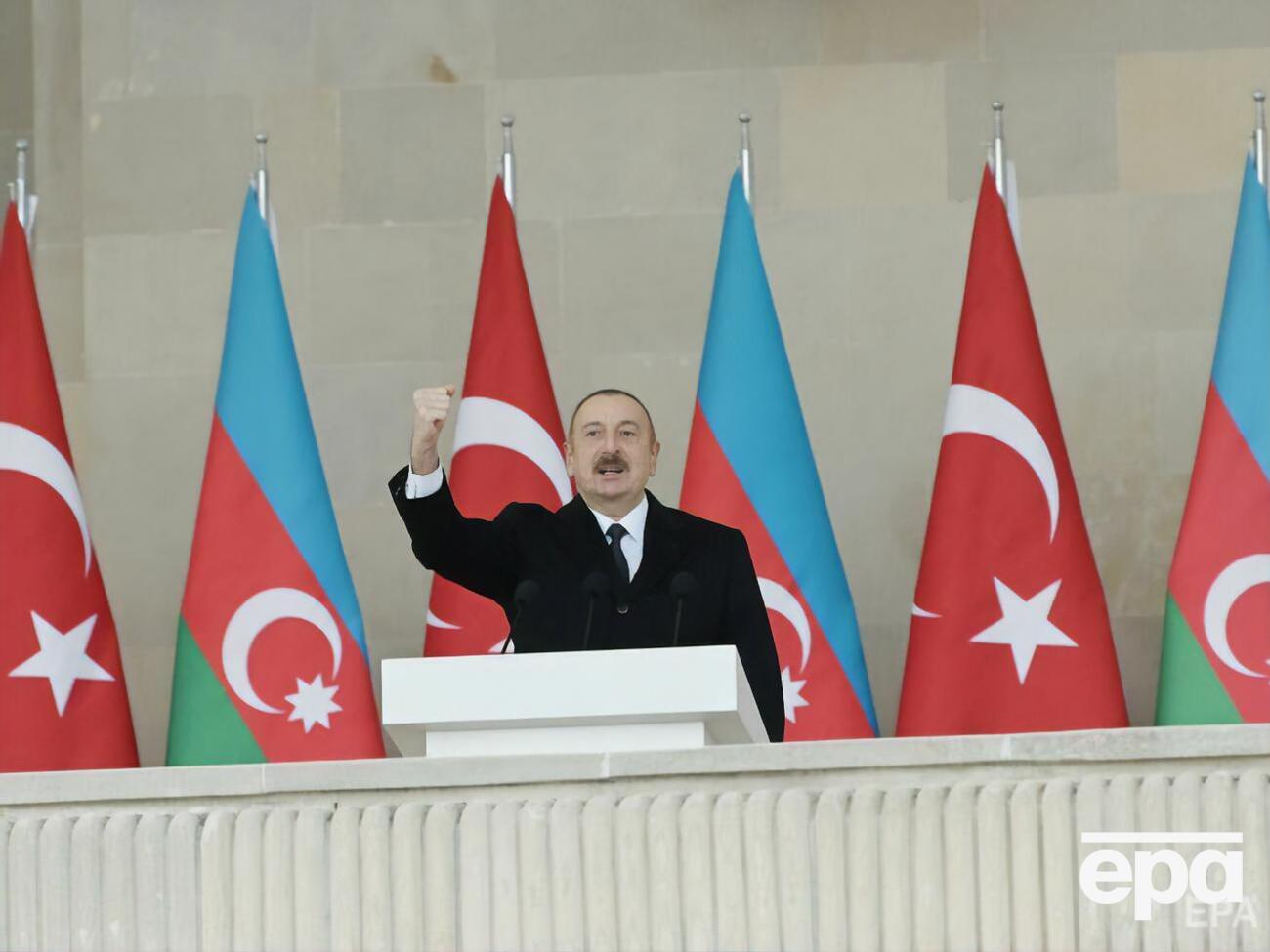 Алиев надеется, что Россия не станет вооружать Армению