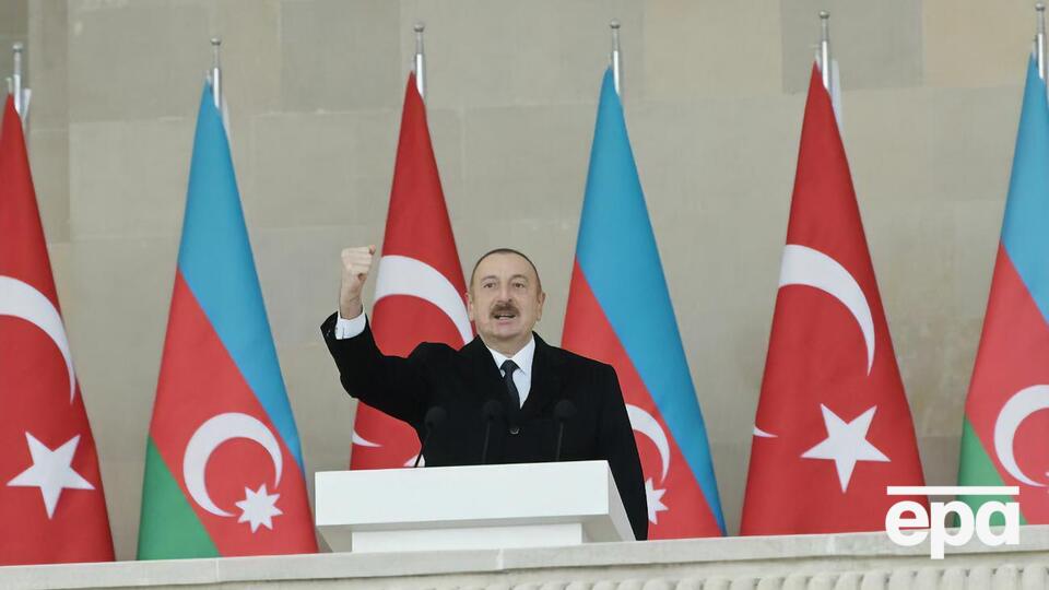 Алиев надеется, что Россия не станет вооружать Армению