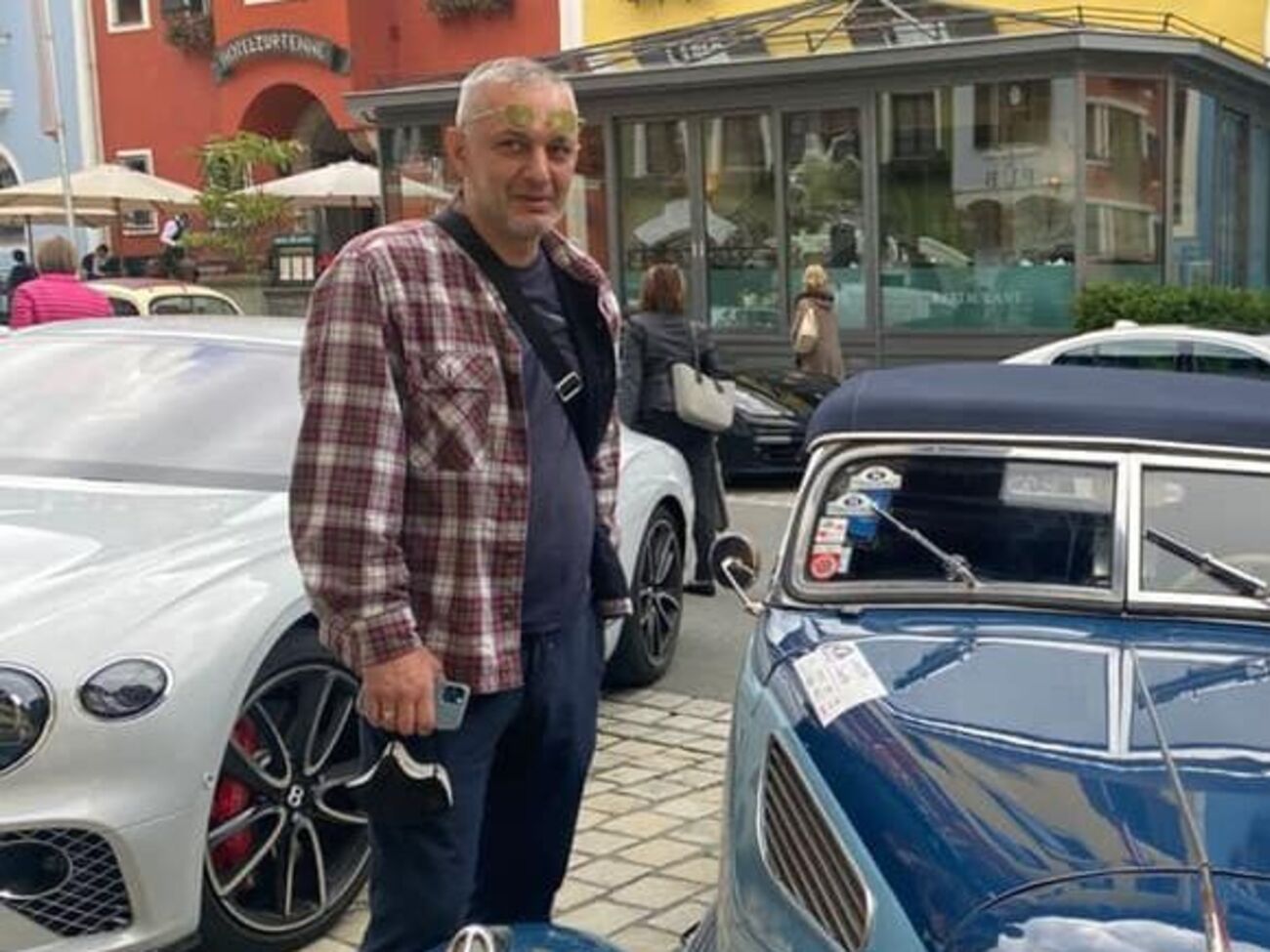 Когда уничтожали Сухуми, посредник в лице России делал вид, что ничего не происходит. А на самом деле именно она вела против нас войну