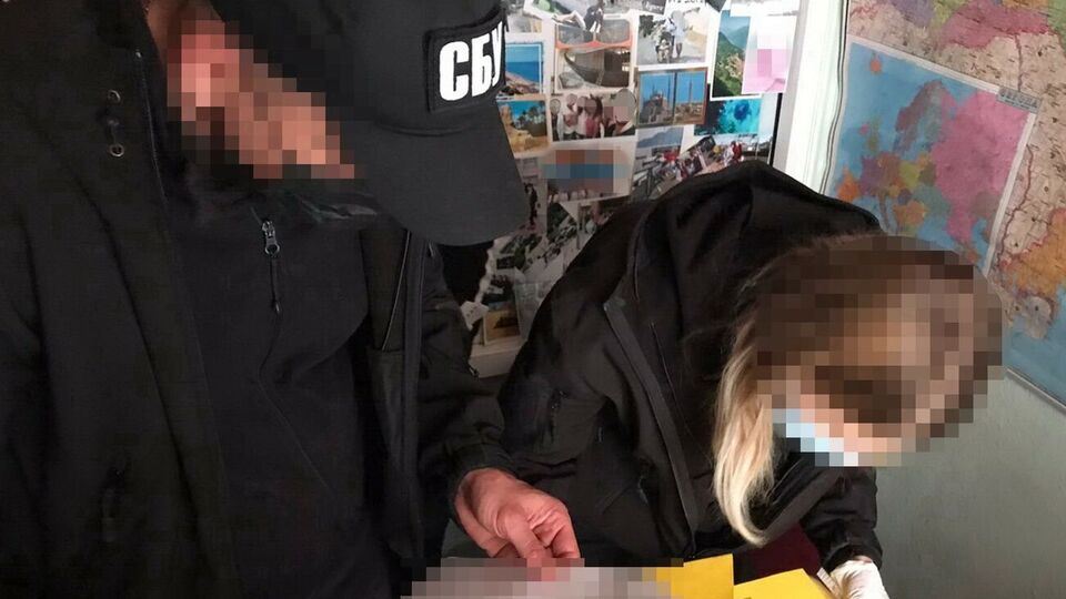 Мужчине, который, по данным следствия, является организатором схемы, сообщили о подозрении