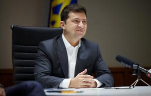 Зеленский пригласил представителей Facebook посетить "Дія.Саміт"