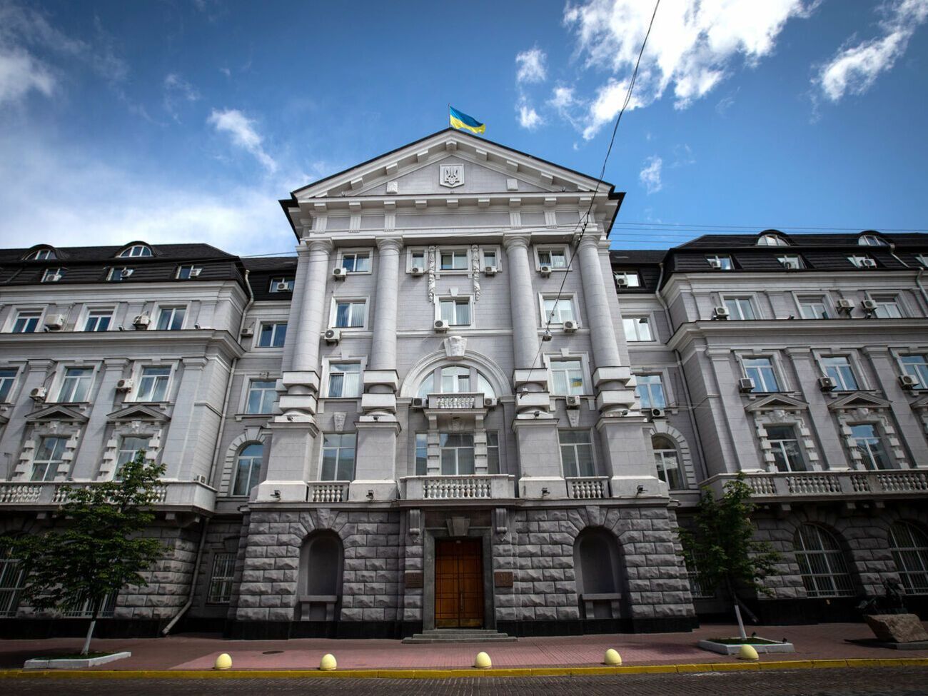 СБУ передає клопотання до суду про обрання чотирьом підозрюваним запобіжного заходу