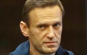 За версією Слідкому, Навальний "створив екстремістську спільноту і керував нею"