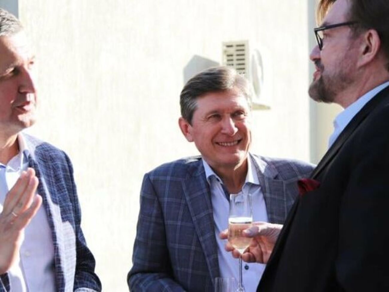 Якщо ходити навшпиньки і виконувати все, що скажуть на Заході, нас будуть сприймати лише як виконавців і нехтувати нашими інтересами