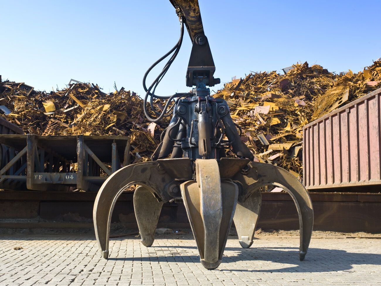 На таможне уже выявили нарушения при экспорте металлолома на сумму около $10 млн