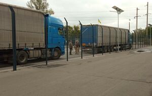 В ОРДЛО привезли медичне обладнання та будматеріали