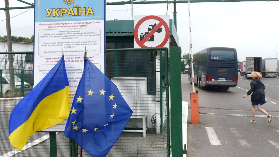 В МИД Украины утверждают, что причин для отмены безвиза с ЕС нет