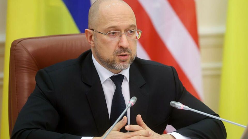 Шмигаль: Найбільш вразлива група – це професійні колективи, які найбільше контактують із людьми