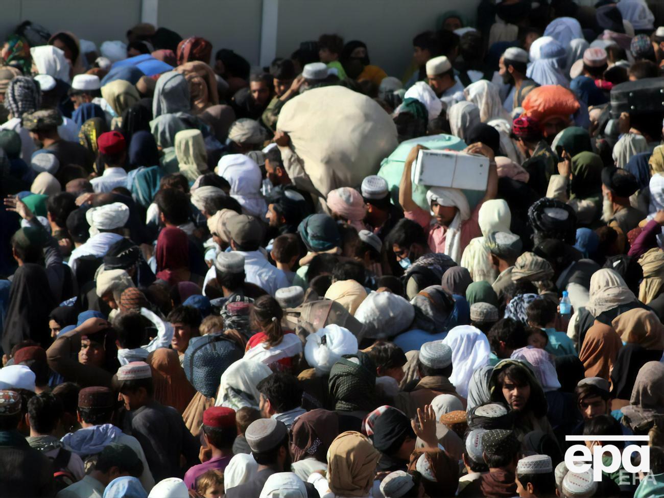 По данным ООН, 18 млн афганцев нуждаются в помощи, чтобы выжить