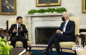 По данным СМИ, американские топ-чиновники говорили Зеленскому не поднимать вопрос членства Украины в НАТО во время встречи с Байденом. Зеленский сделал иначе