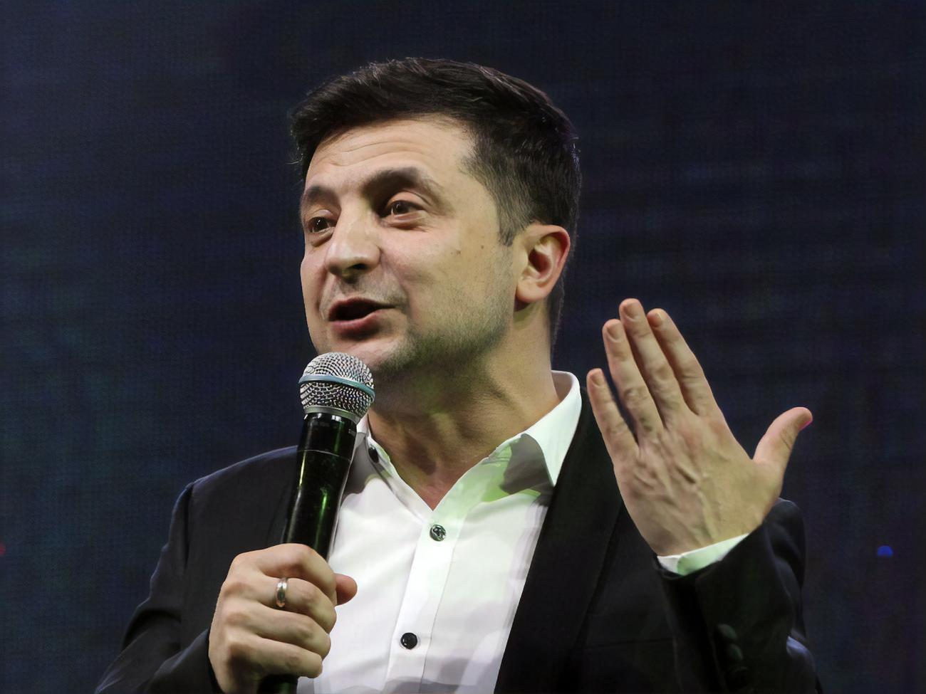 Зеленский: Правительств вечных не бывает