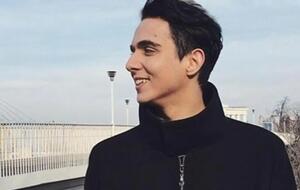 Melovin летом 2021 года заявил о своей бисексуальности