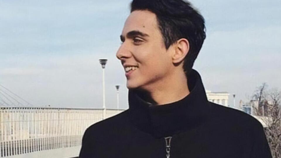 Melovin летом 2021 года заявил о своей бисексуальности
