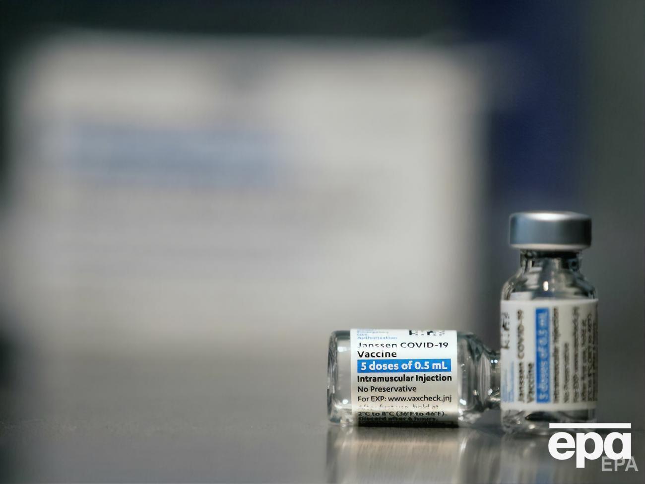 ЮАР приостановила поставку своих вакцин за границу