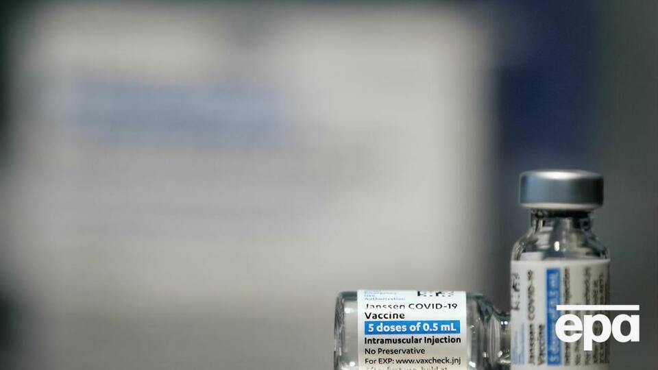 ЮАР приостановила поставку своих вакцин за границу