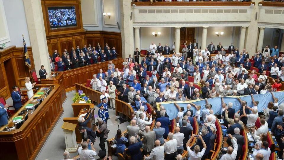 Самые низкие результаты голосований у депутатов группы "За майбутнє" и депутатов ОПЗЖ