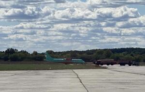 Самолет авиакомпании "Роза Ветров" приземлился в Полтаве, а через несколько часов улетел в Харьков