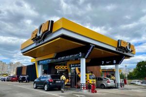 Шість заправок "БРСМ-Нафти" в Києві не працюють із 26 серпня, заявила пресслужба мережі