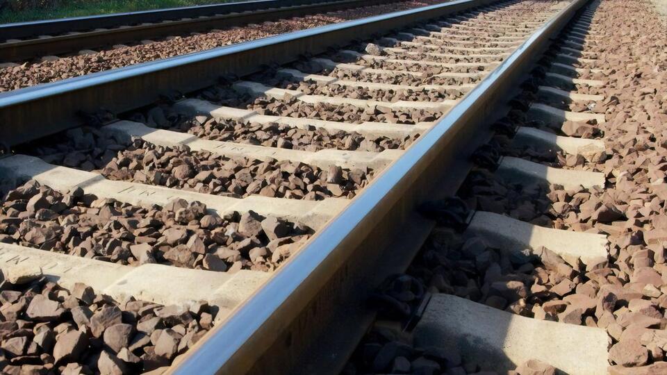 Подросток попал под поезд в Киевской области